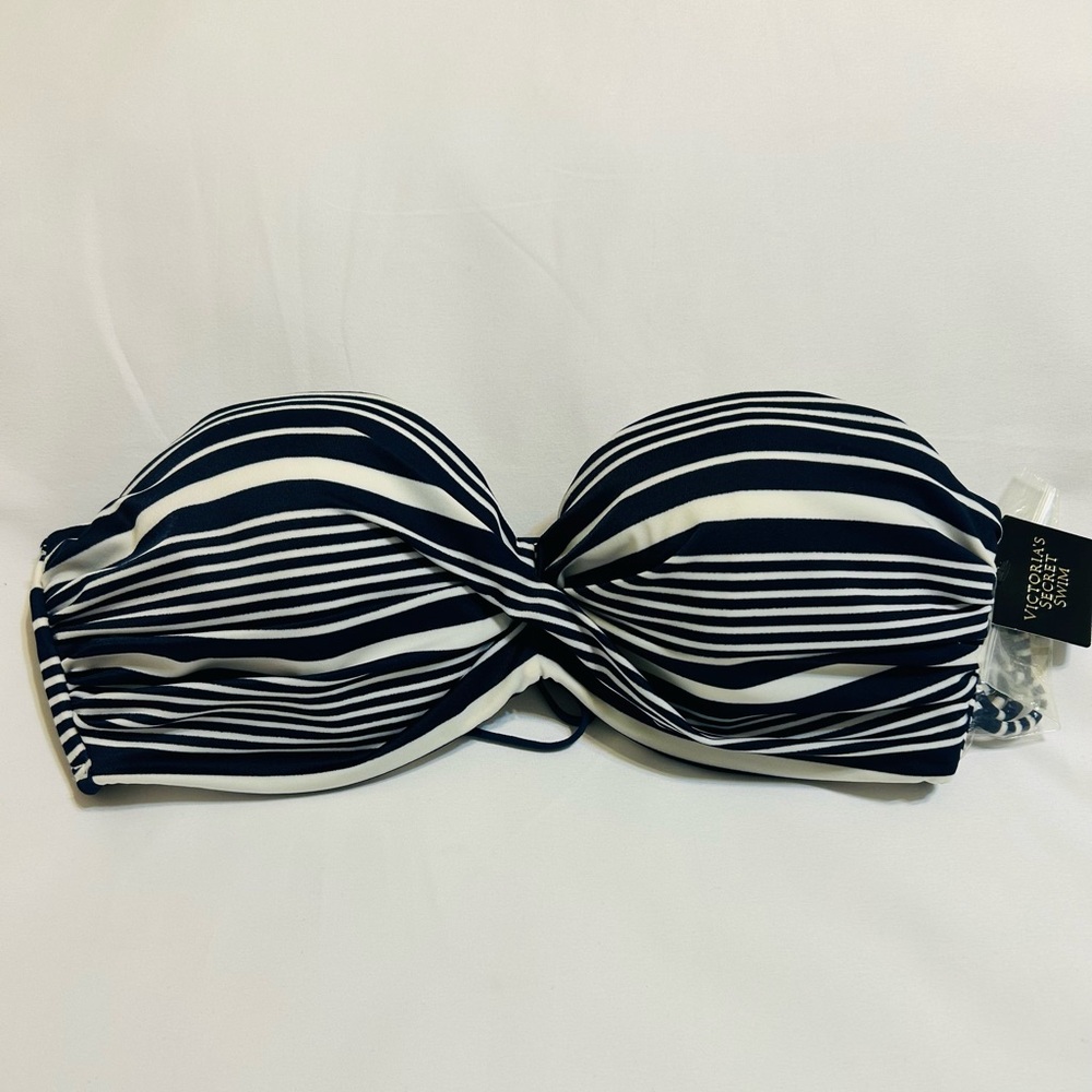 Victoria's Secret Navy & White Twist-Front Bandeau Bikini Top    New With Tags